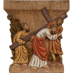 Jésus est chargé de sa croix