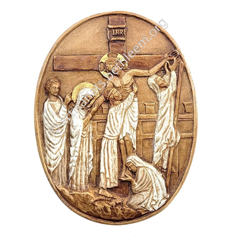 Jésus est descendu de la croix et confié à sa Mère